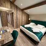 Otel Les Cornettes 3*