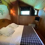 Les Cornettes Otel