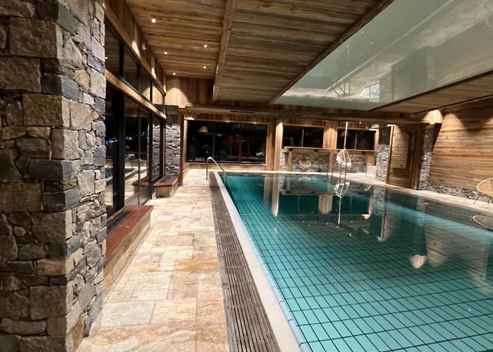 Les Cornettes Hotel